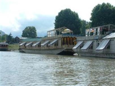 The Shelter Group Of Houseboats & Tour Organiser Botel 3*