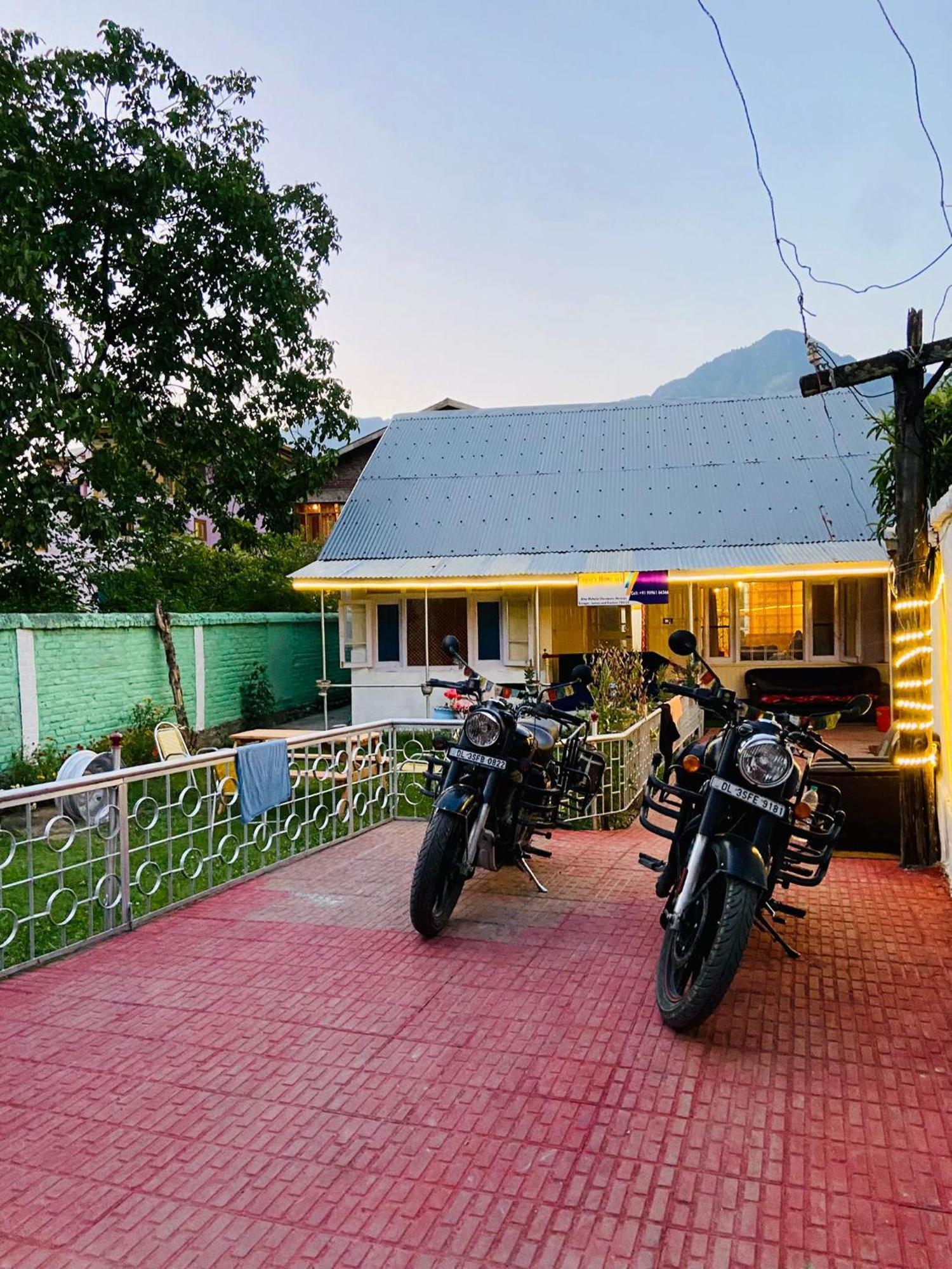 Gypsys Homestay *