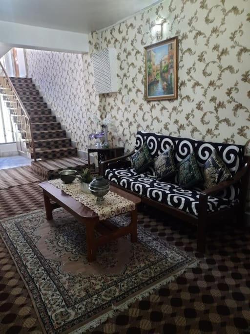 Family Floor At Riverside Homestay *