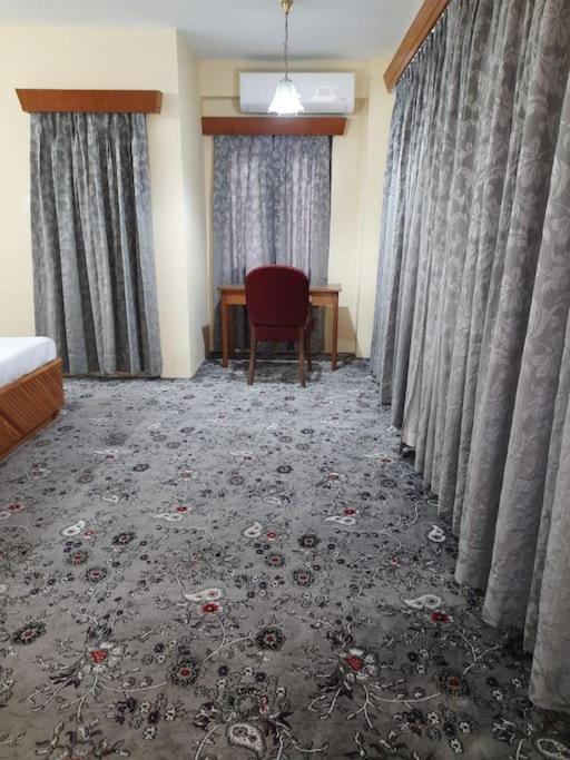 Family Floor At Riverside Homestay Srinagar (Jammu and Kashmir)