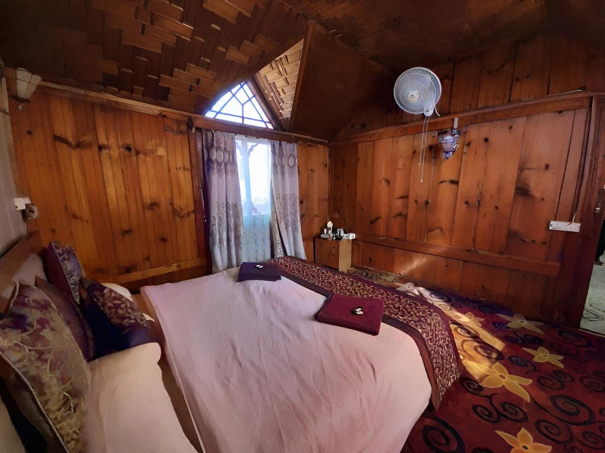 Anam Group Of Houseboats 4*