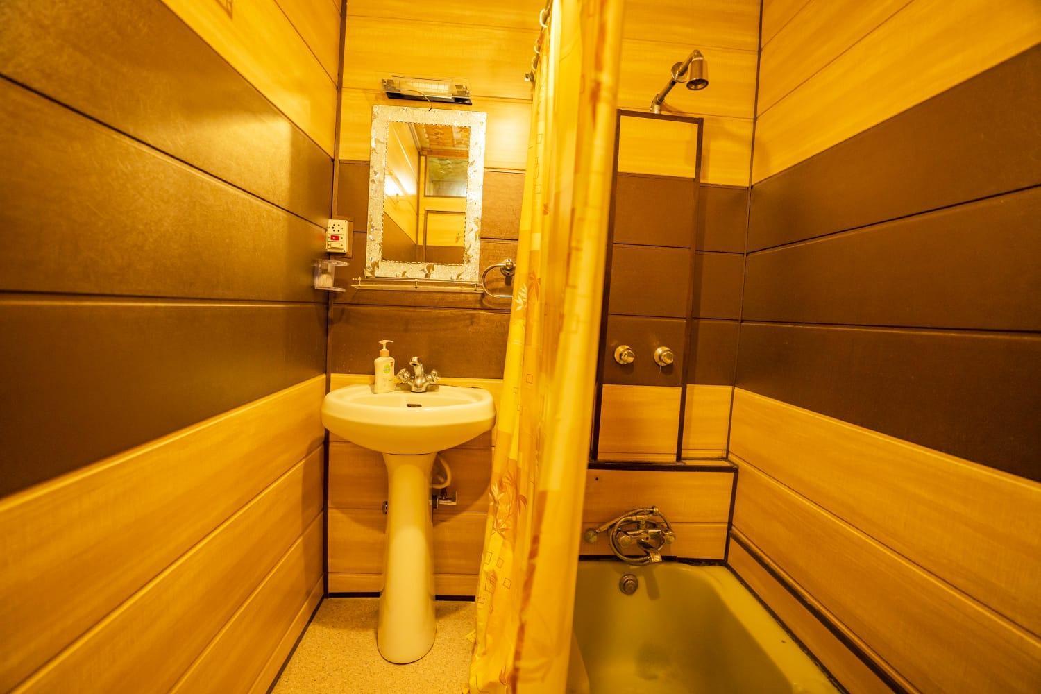Anam Group Of Houseboats Srinagar (Jammu and Kashmir)