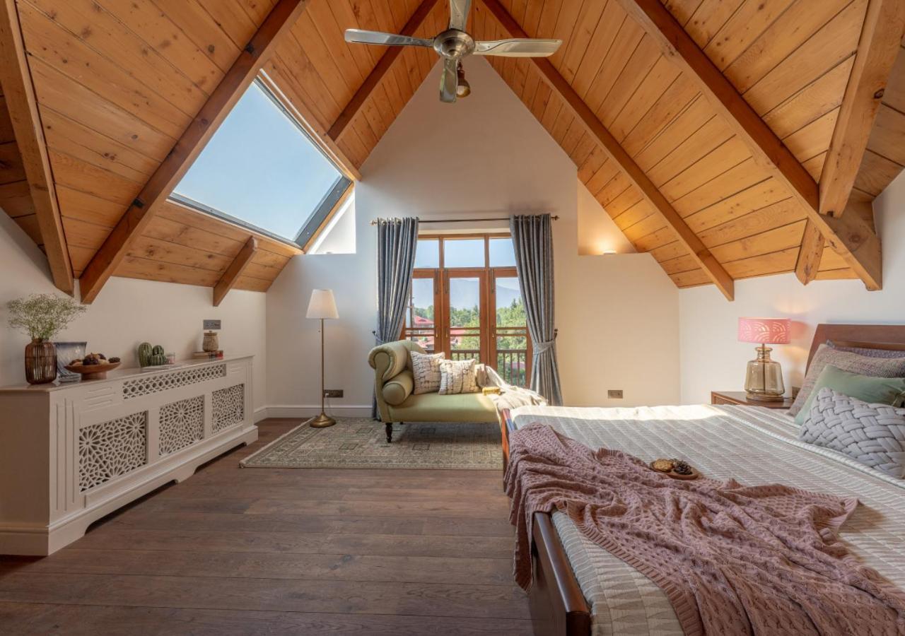 Lohono Noor Homestay Srinagar (Jammu and Kashmir)