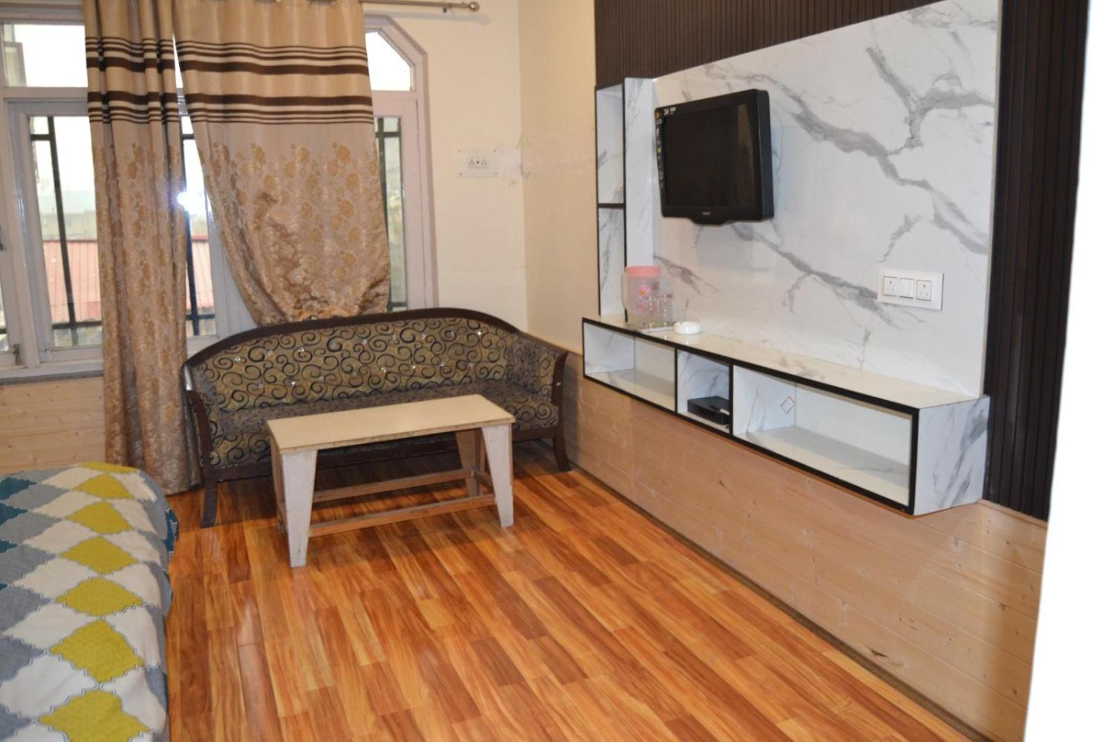 Hotel Zippino 3s3