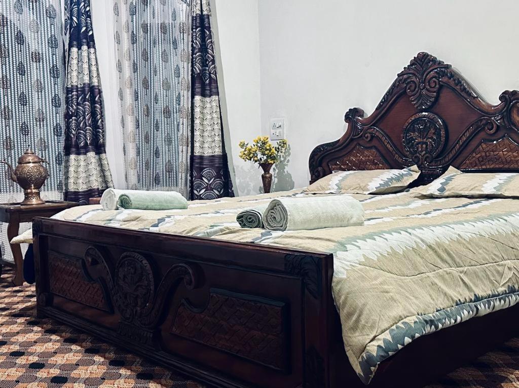 Kawa Retreat Guest house Srinagar (Jammu and Kashmir)