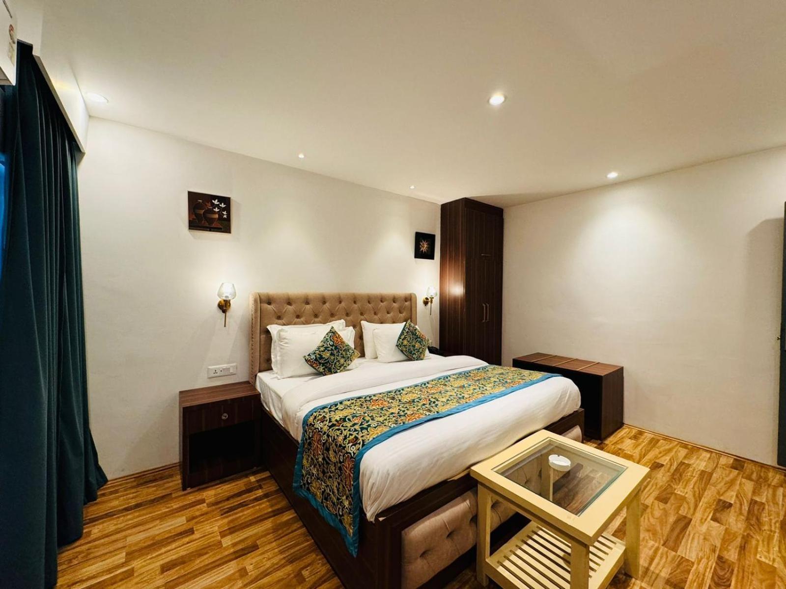 De Elaaf The Luxury Hotel
