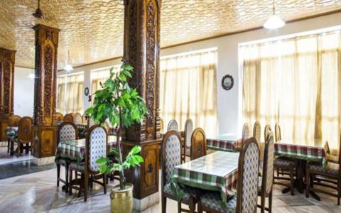 Zoz Dal View Hotel 3*