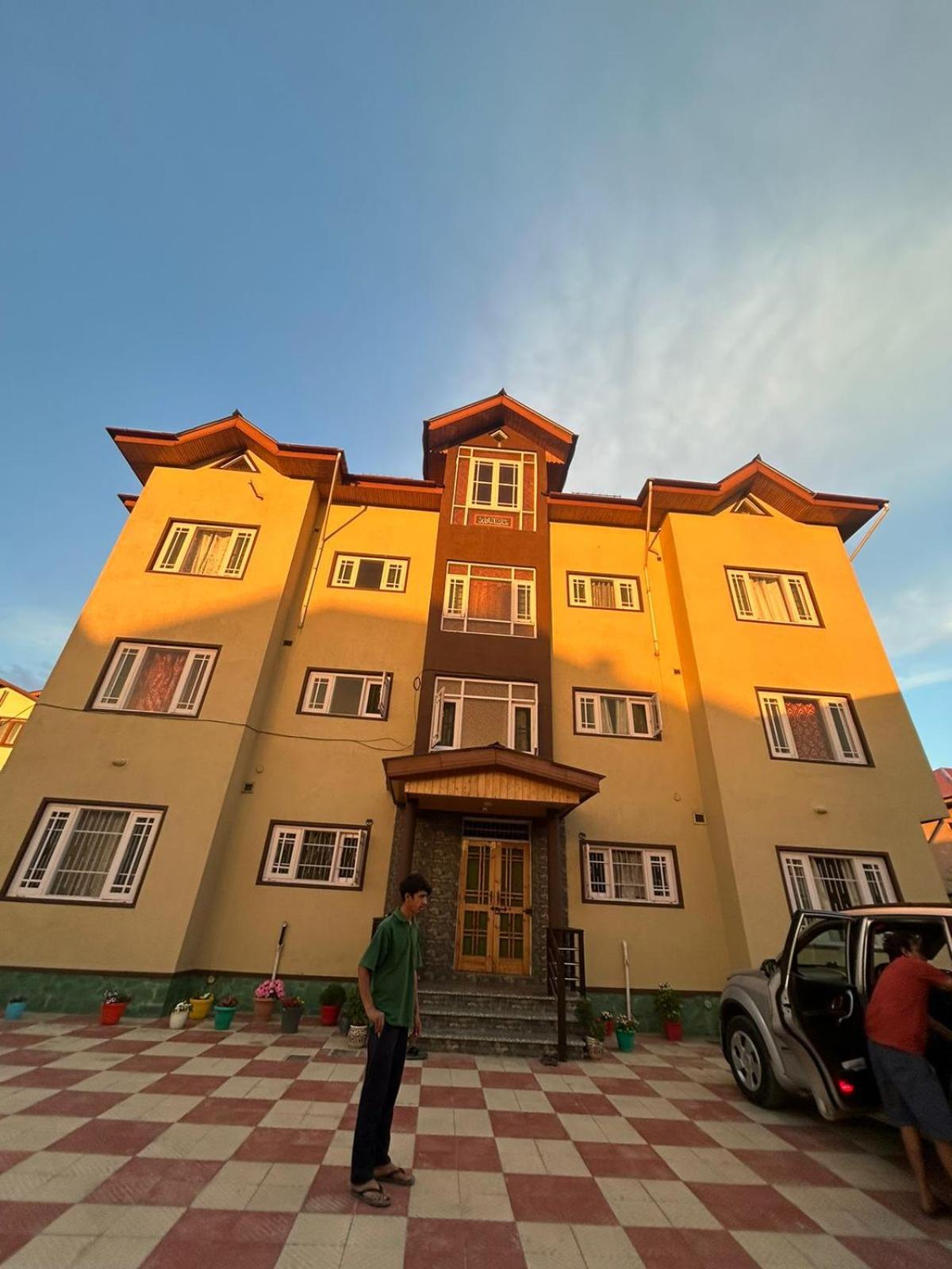 Baba Bababah Homestay Srinagar (Jammu and Kashmir)