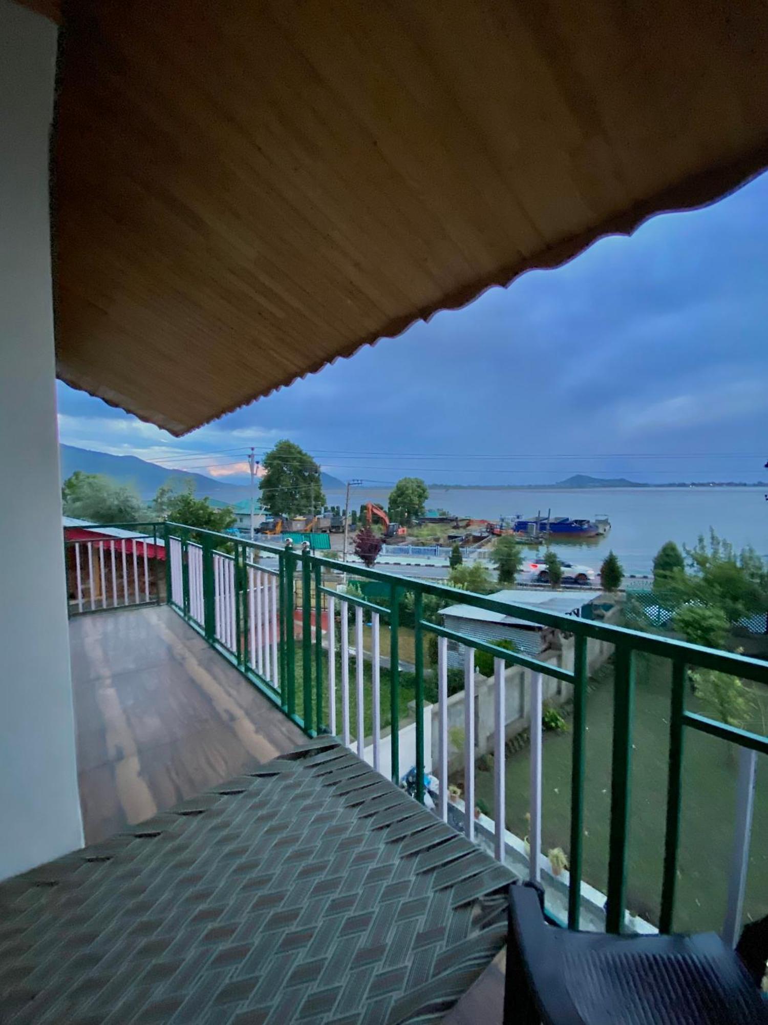 Homestay Heritage Lakend House *