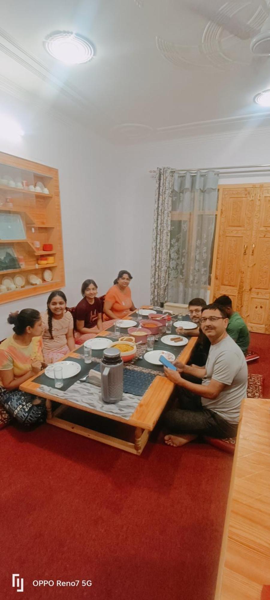 Hostel Moonshine Srinagar (Jammu and Kashmir)