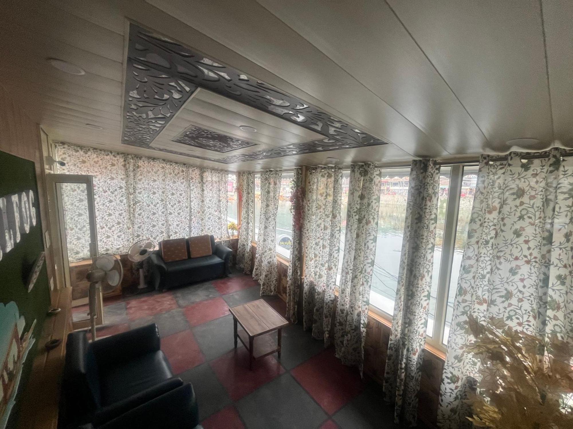 Bed & Breakfast Dal Fog Srinagar (Jammu and Kashmir)