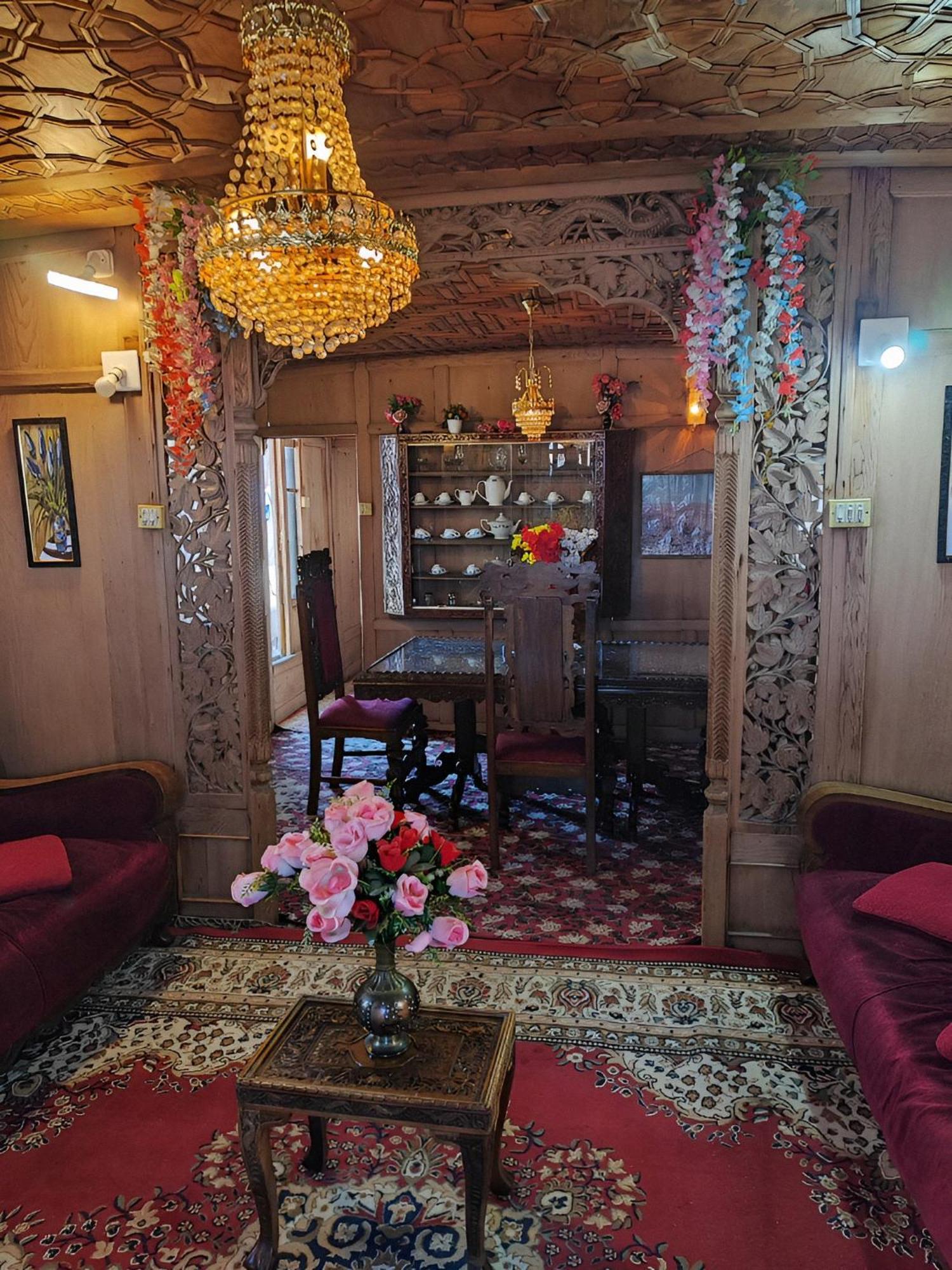 Anam Group Of Houseboats Hotel 4*