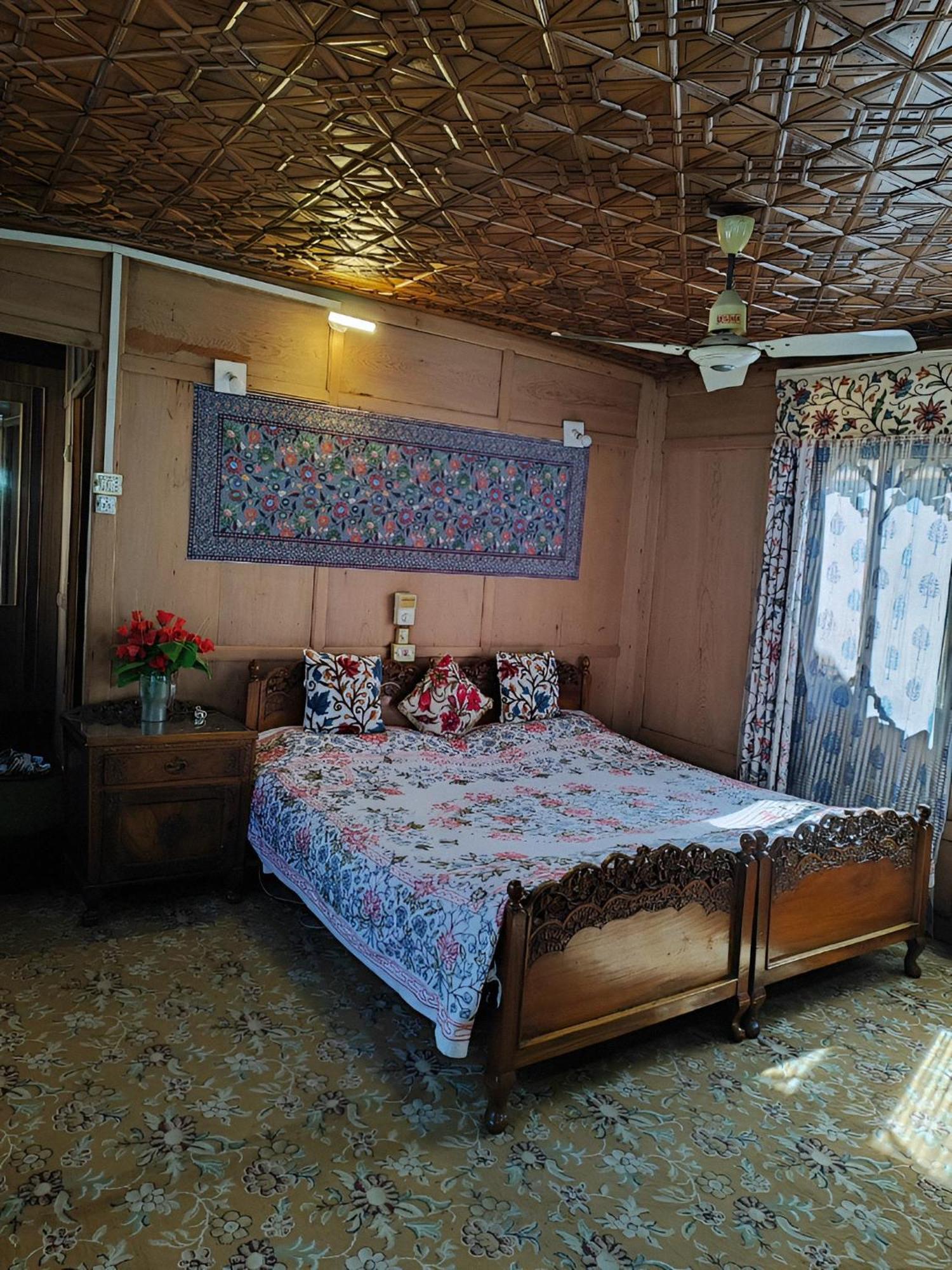 Anam Group Of Houseboats Hotel 4*