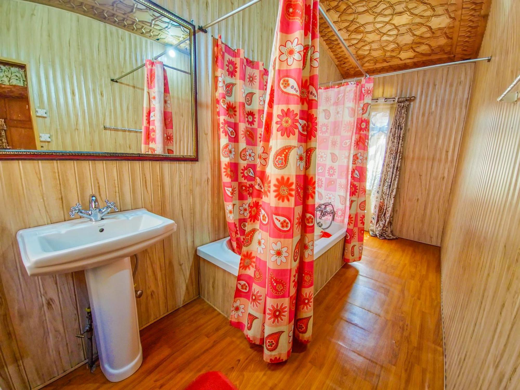 Mexico Group Of Houseboats Srinagar (Jammu and Kashmir)