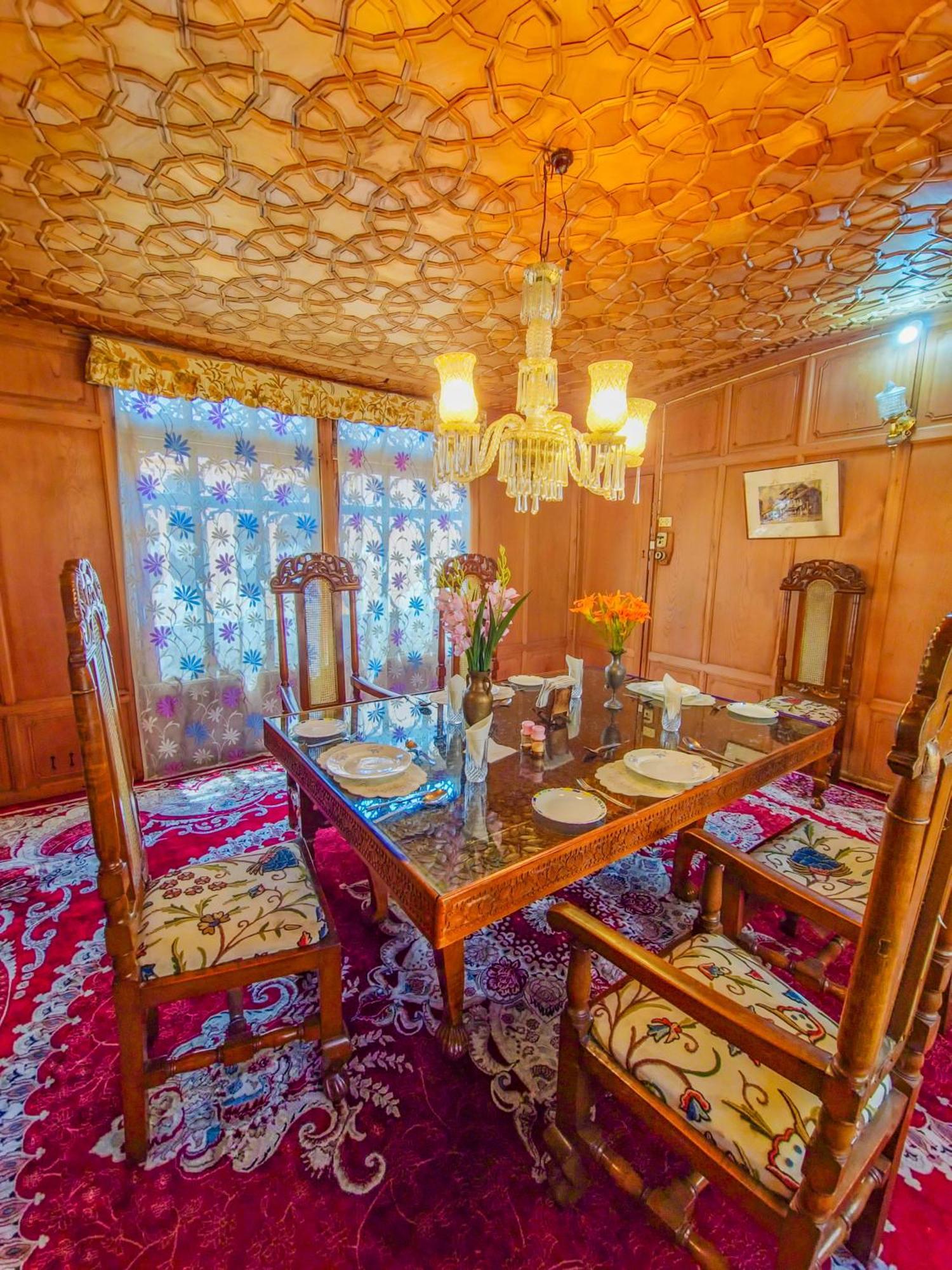 Hotel Mexico Group Of Houseboats 4*