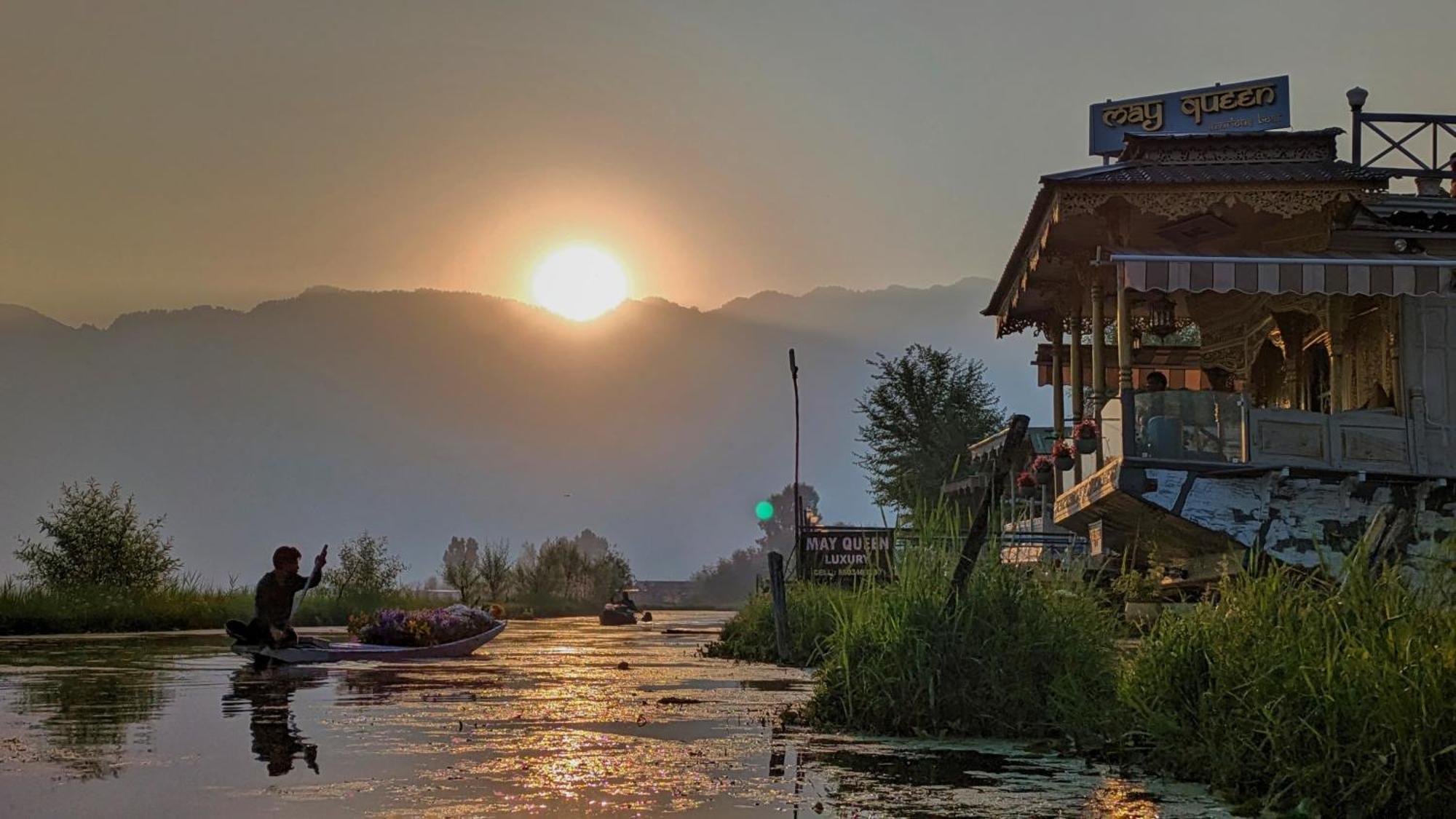 Botel White House Group Of Houseboats Srinagar (Jammu and Kashmir)