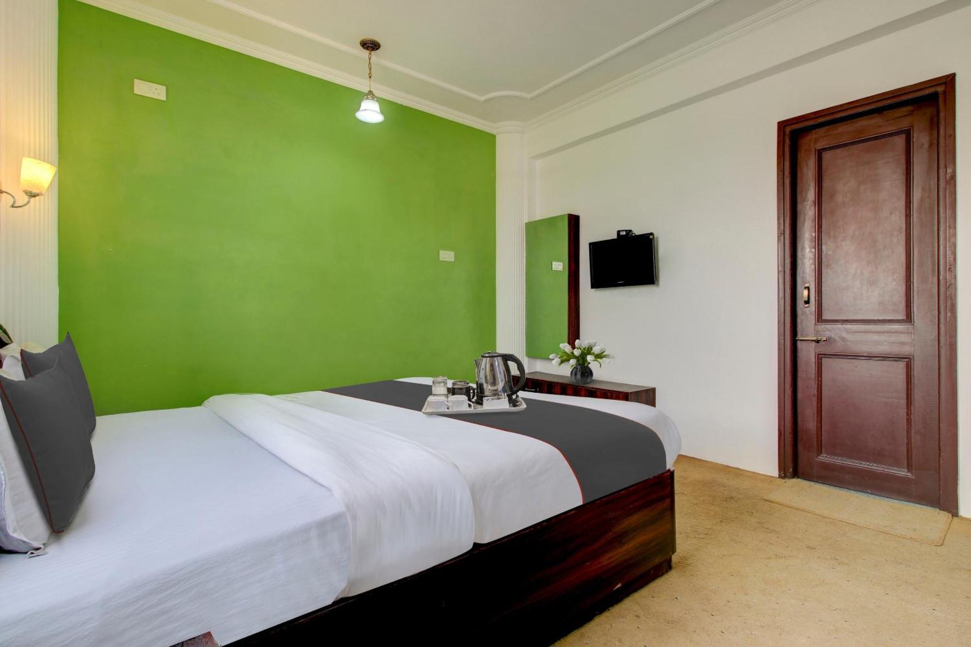Hotel Capital O Yasmin