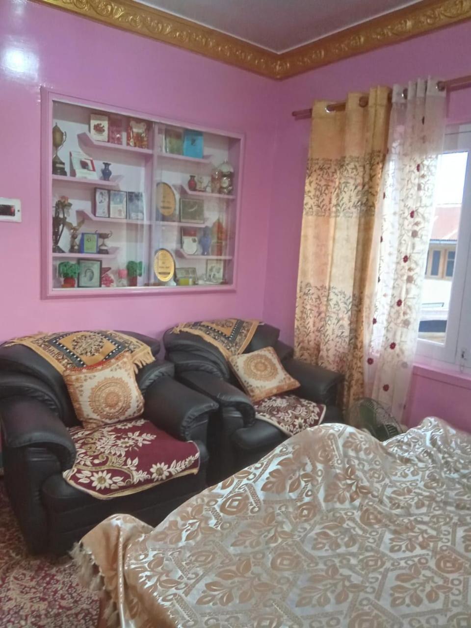 Saim Gest House Holiday home
