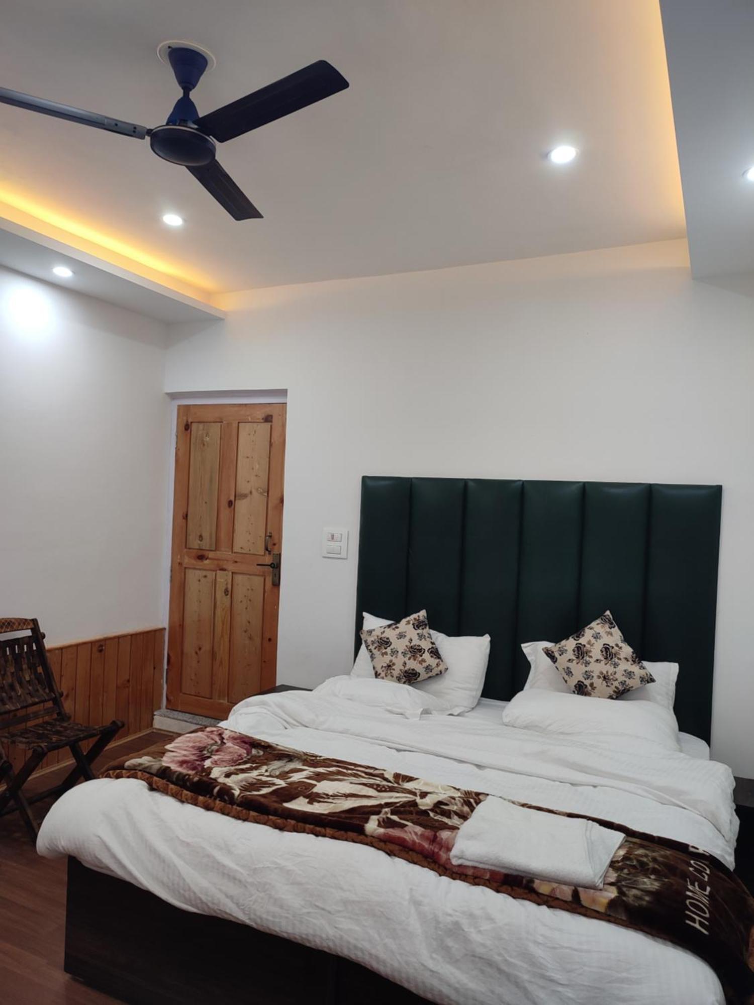 Pursukoon Gulmarg