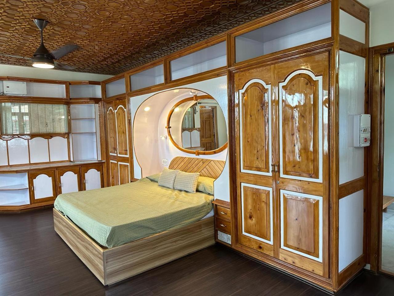 Guest house Redwood *