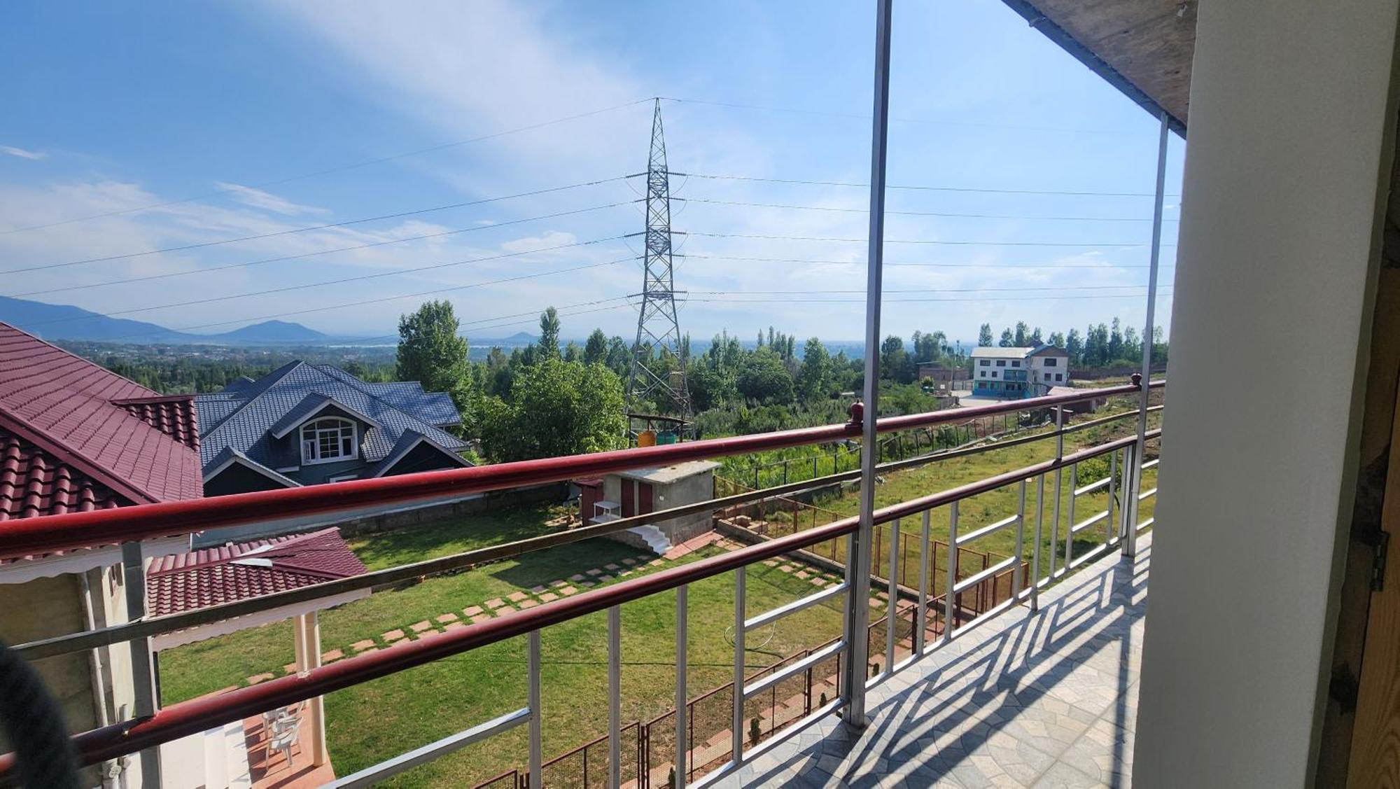 Guest house Kirmani *
