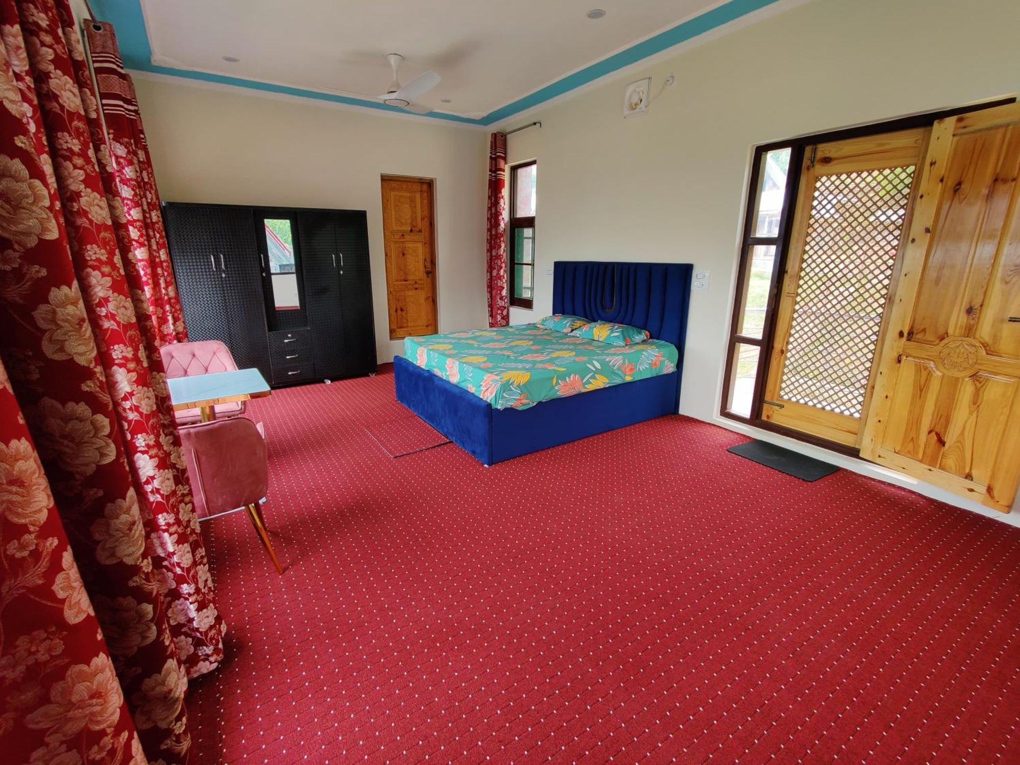Guest house Kirmani Srinagar (Jammu and Kashmir)
