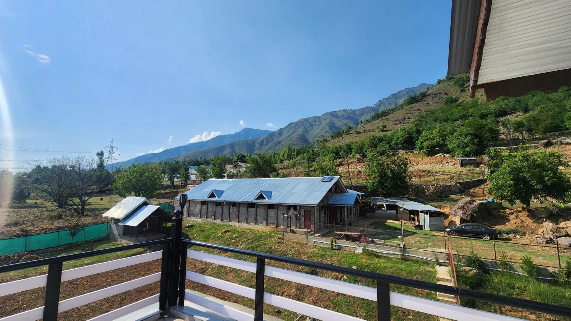 Guest house Kirmani Srinagar (Jammu and Kashmir)