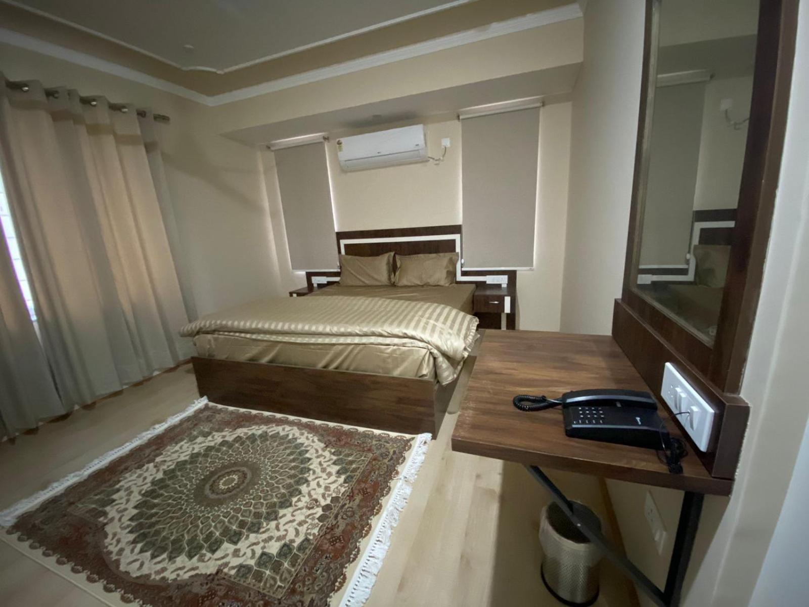 Duas Residency 4* Srinagar (Jammu and Kashmir)