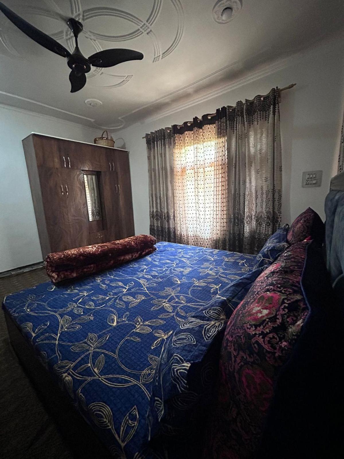 Zikra Srinagar (Jammu and Kashmir)