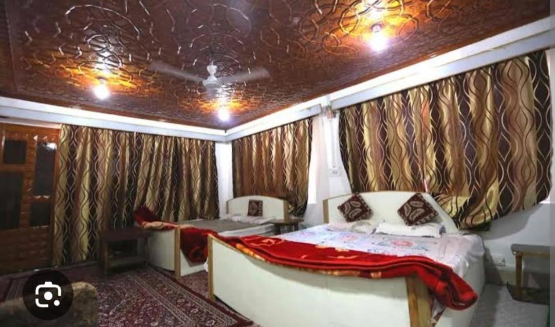 Guest house Gulab *