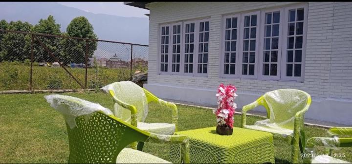 Gilan Holiday home *