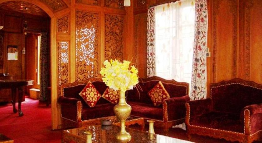 New Lucky Star Group Of Houseboats 4* Srinagar (Jammu and Kashmir)
