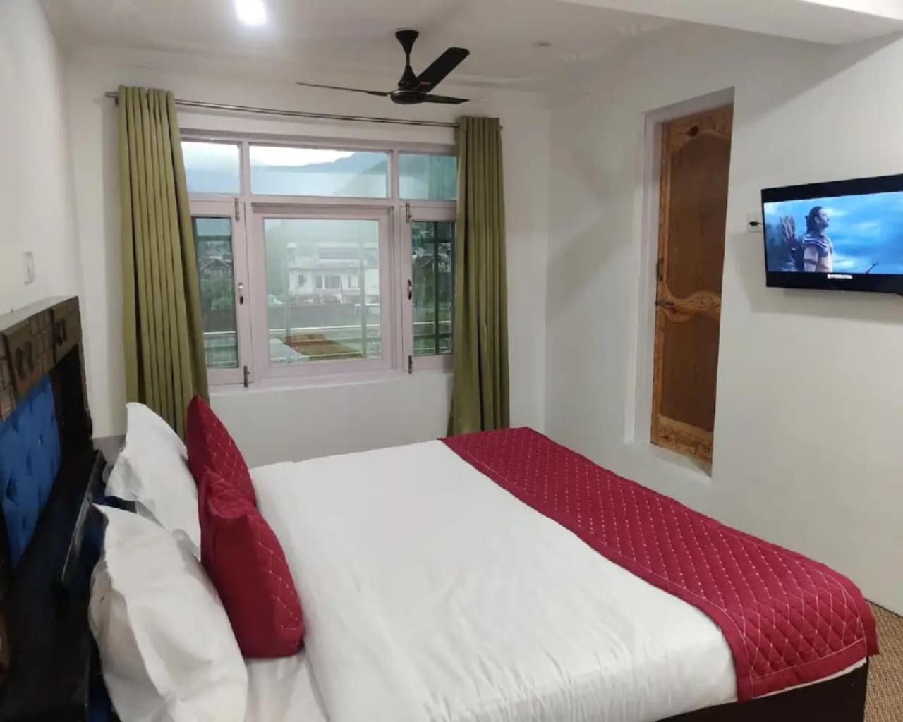 Love And Peace Homestay
