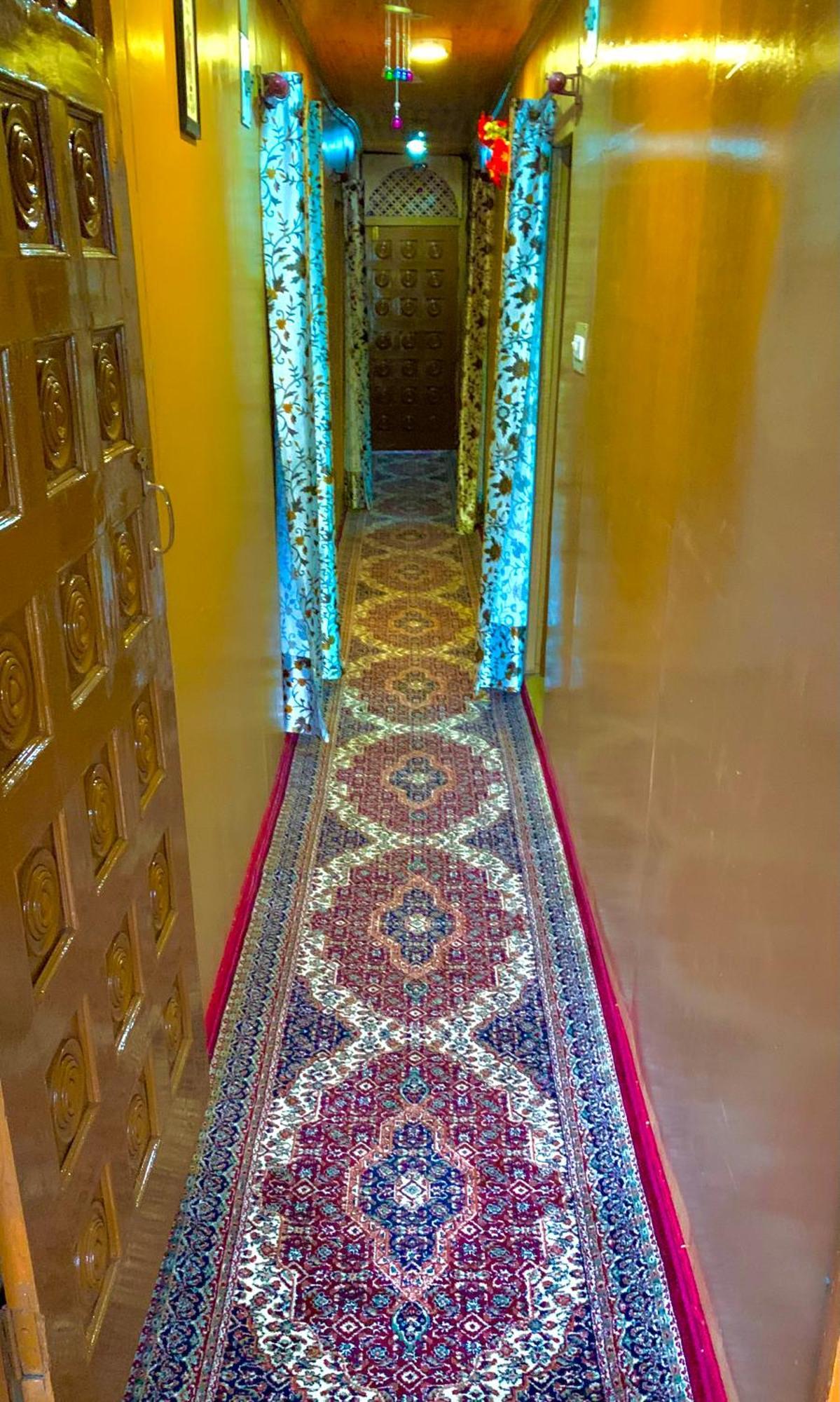 Farooq Biloo Palace Srinagar (Jammu and Kashmir)