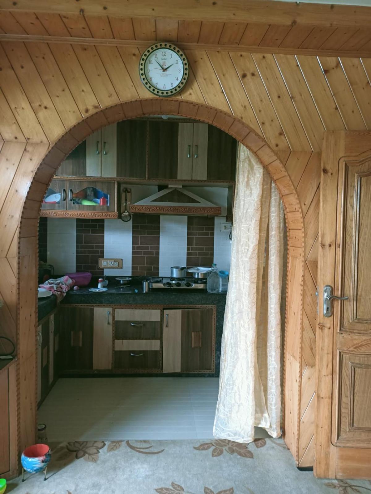Rocridge Homestay *