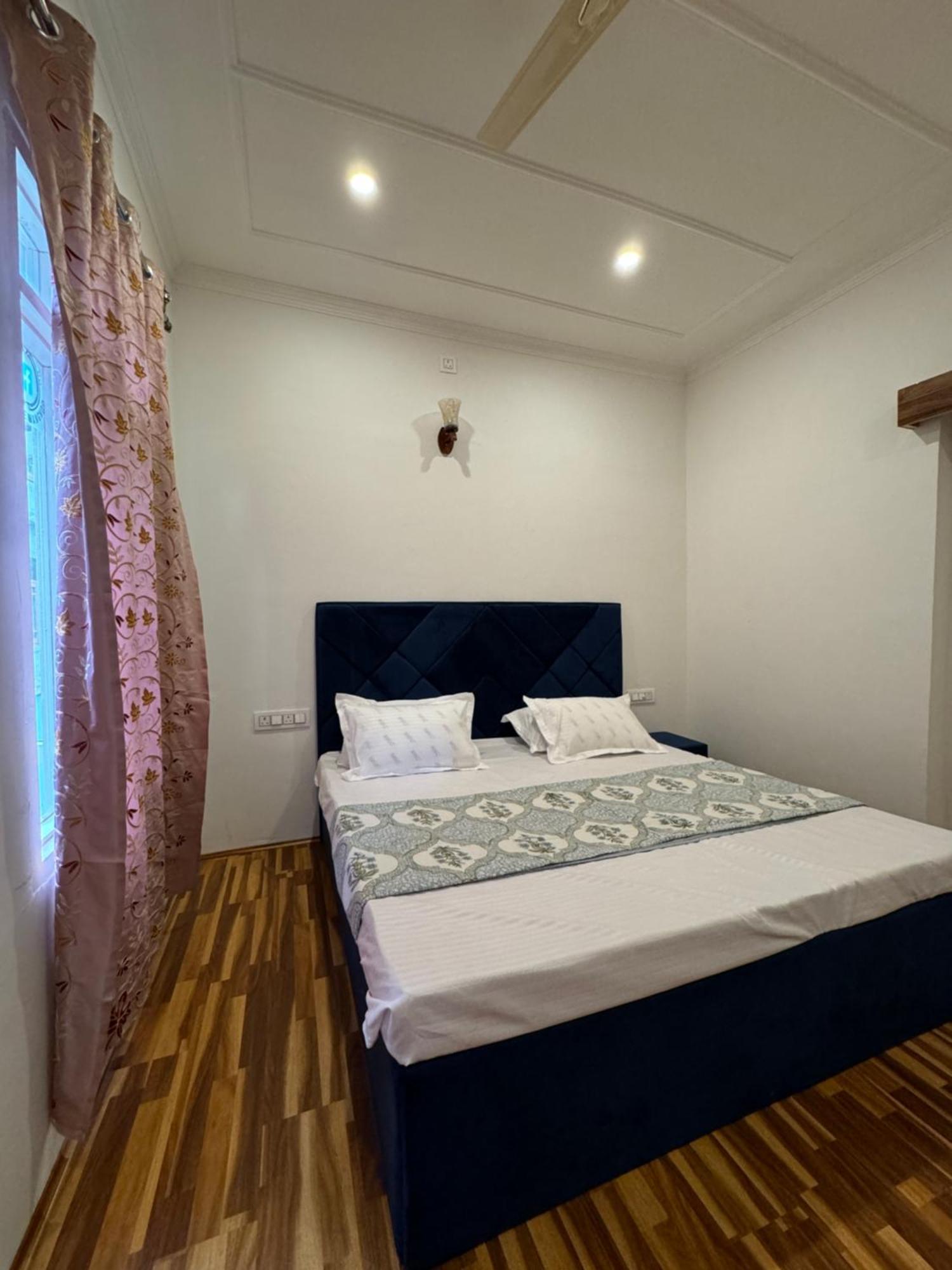 Shesh Bagh Boutique Luxury Retreat Srinagar (Jammu and Kashmir)