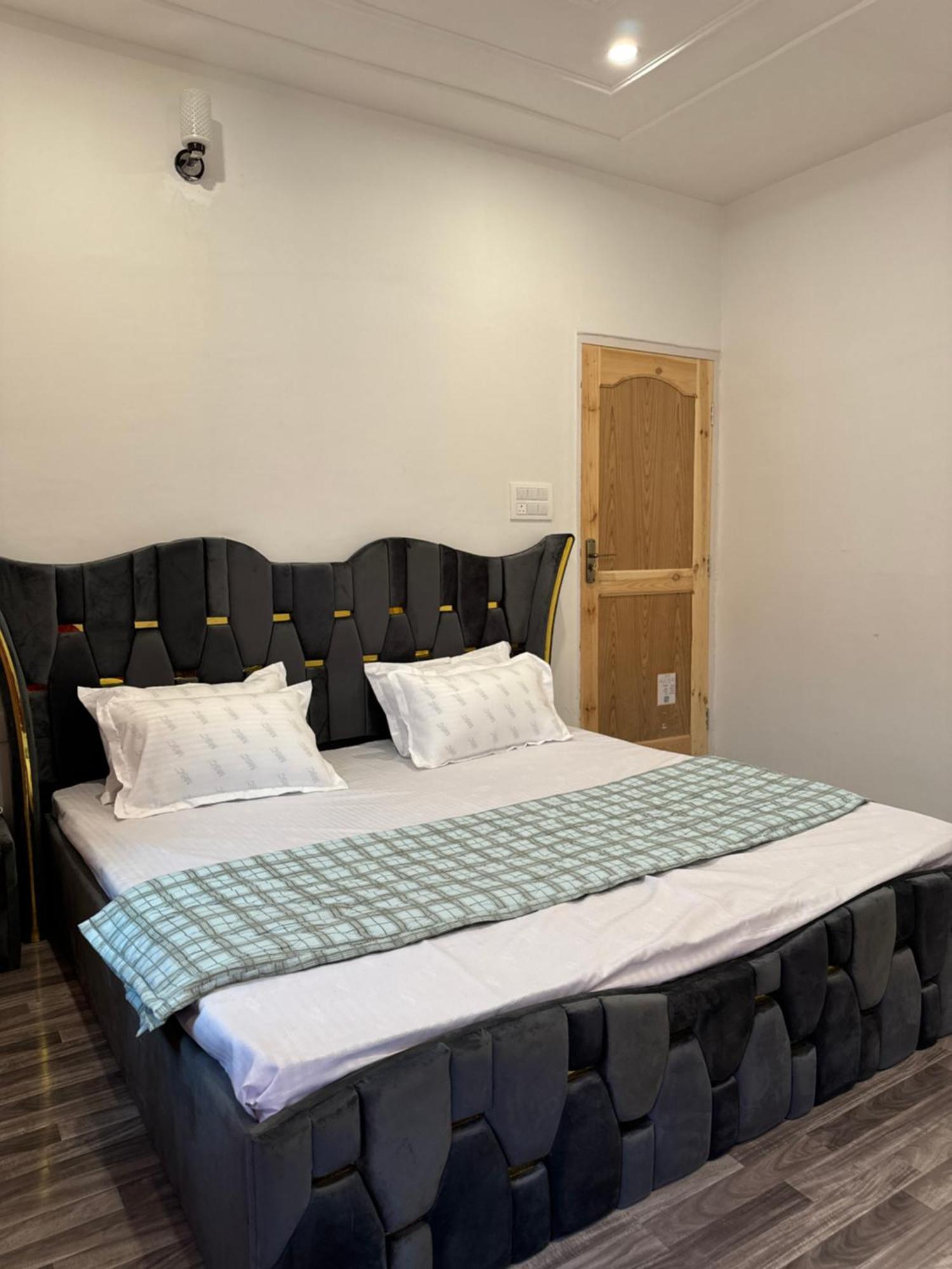 Shesh Bagh Boutique Luxury Retreat