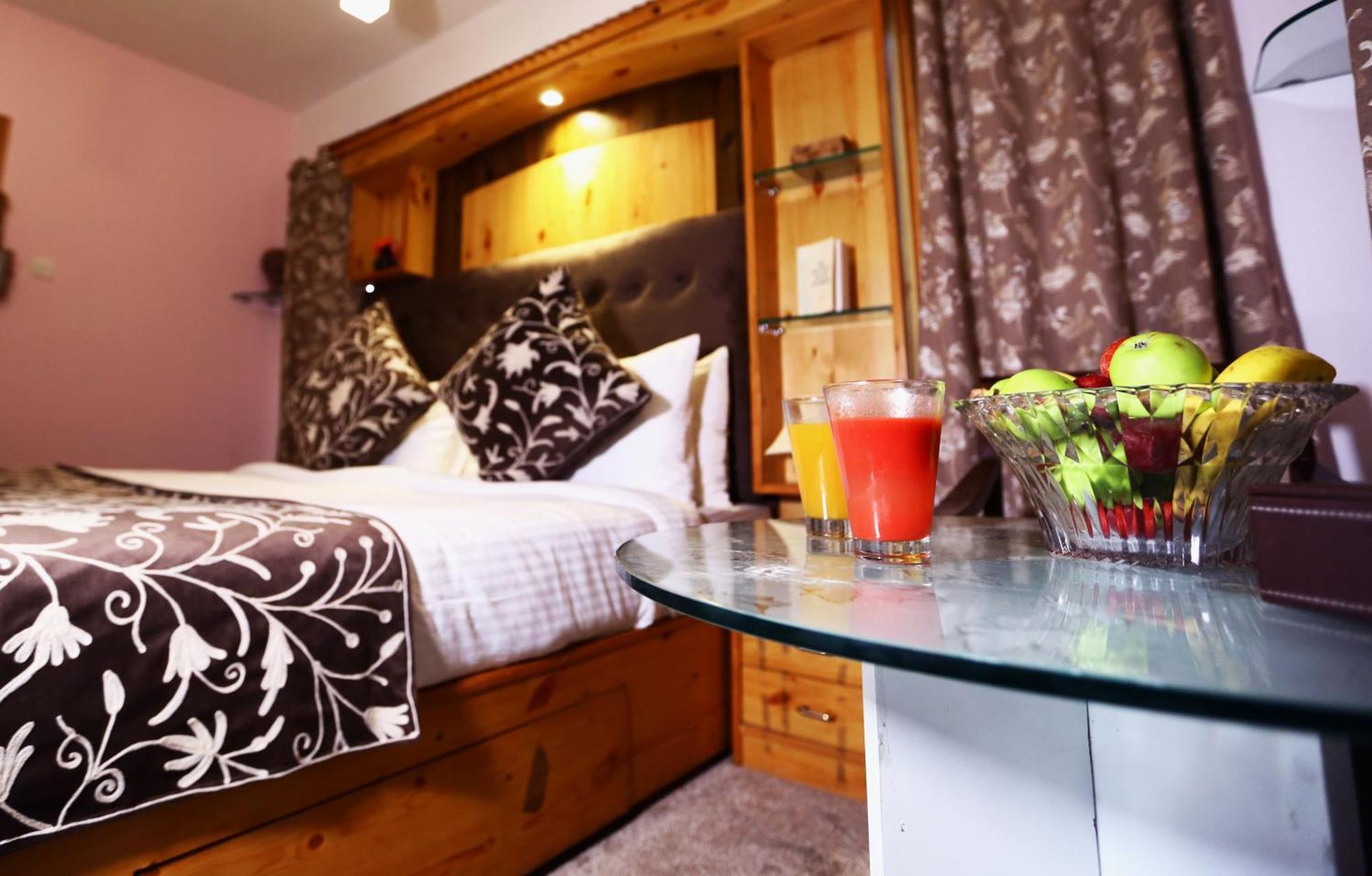 Imus Holiday home Srinagar (Jammu and Kashmir)