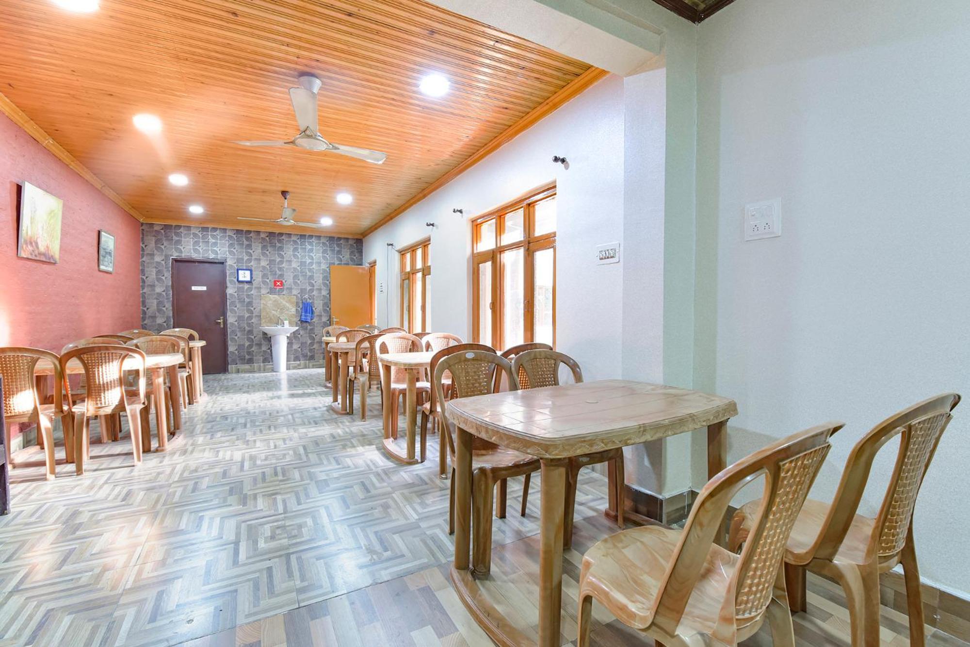 Fabhotel The Legend Residency Srinagar (Jammu and Kashmir)
