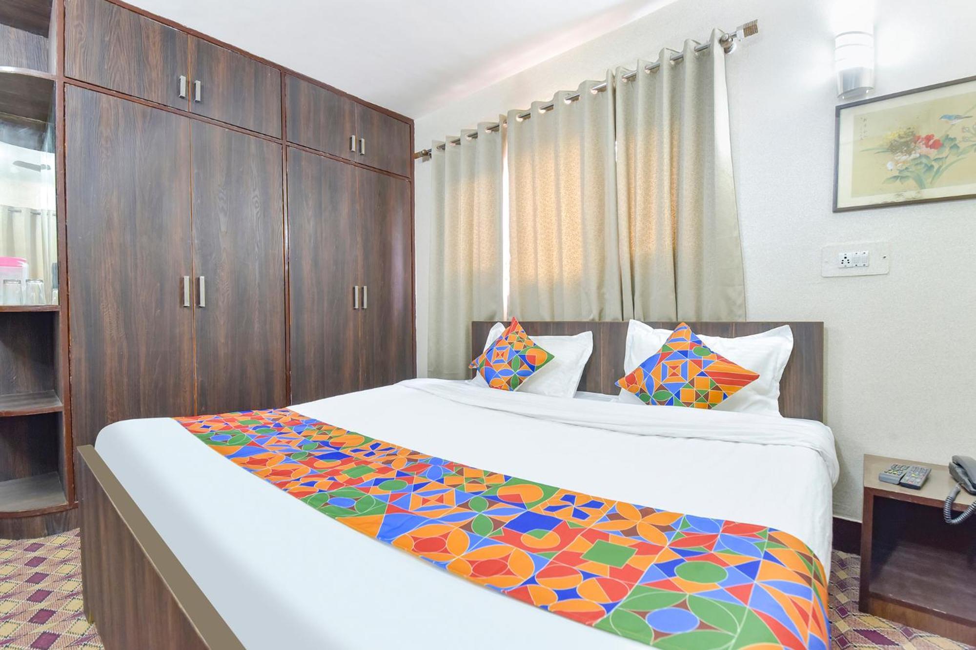 Fabhotel The Legend Residency 2* Srinagar (Jammu and Kashmir)