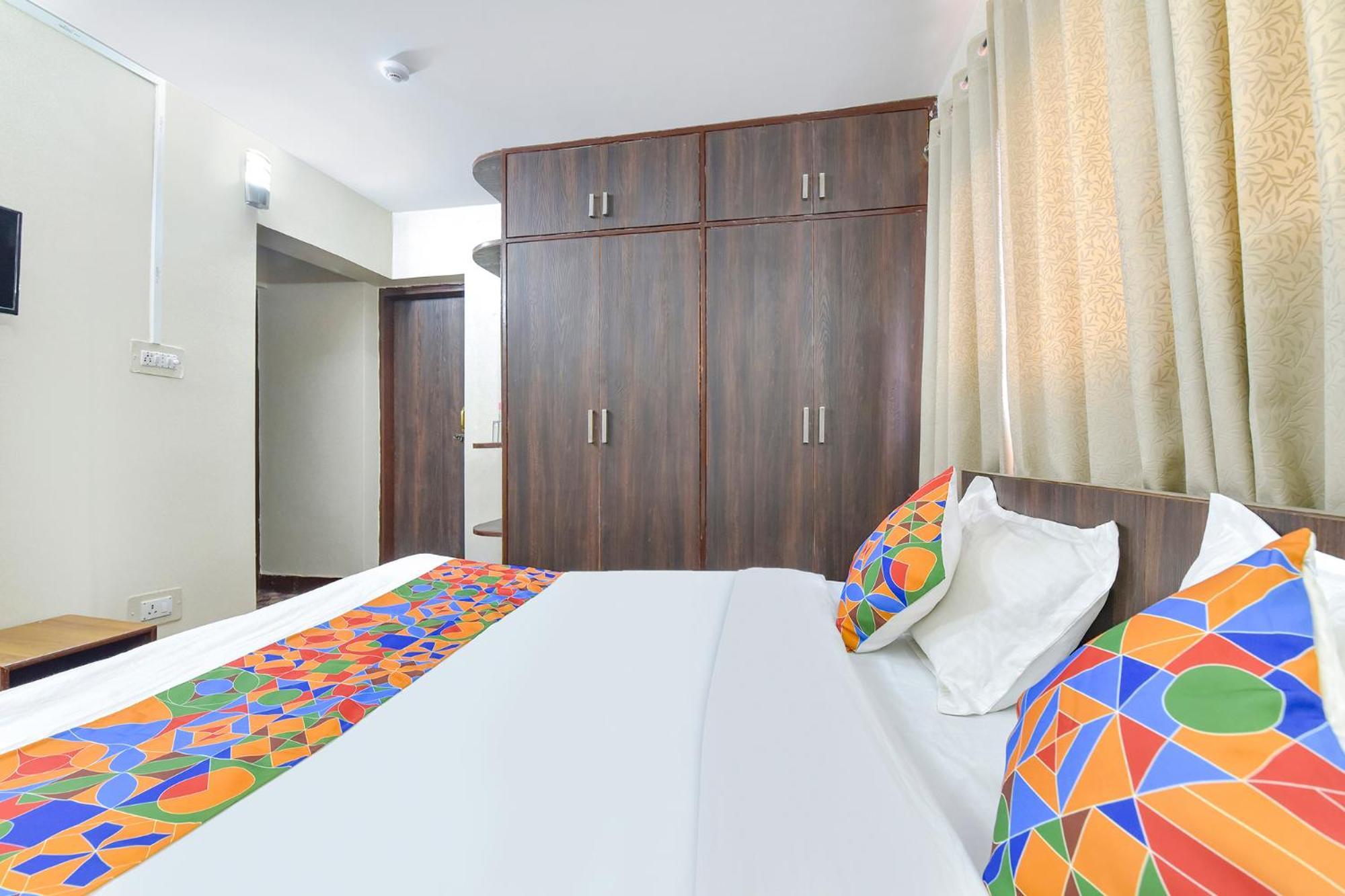 Fabhotel The Legend Residency Hotel Srinagar (Jammu and Kashmir)