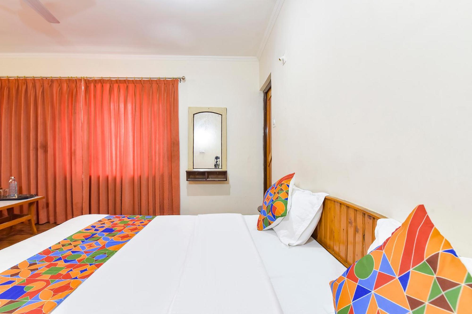 Fabhotel Day's Hotel Srinagar (Jammu and Kashmir)