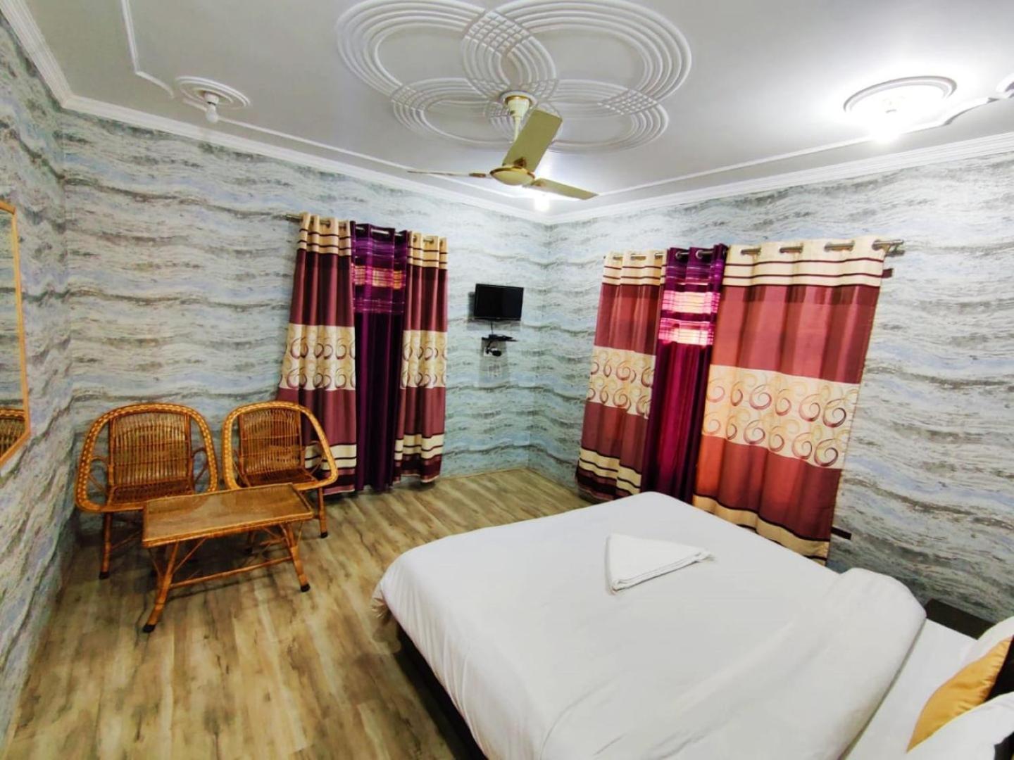 Sheesha Residency Hotel 3*
