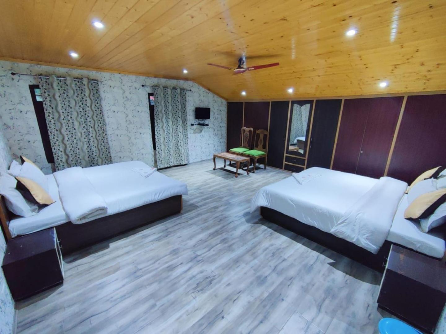 Hotel Sheesha Residency 3*