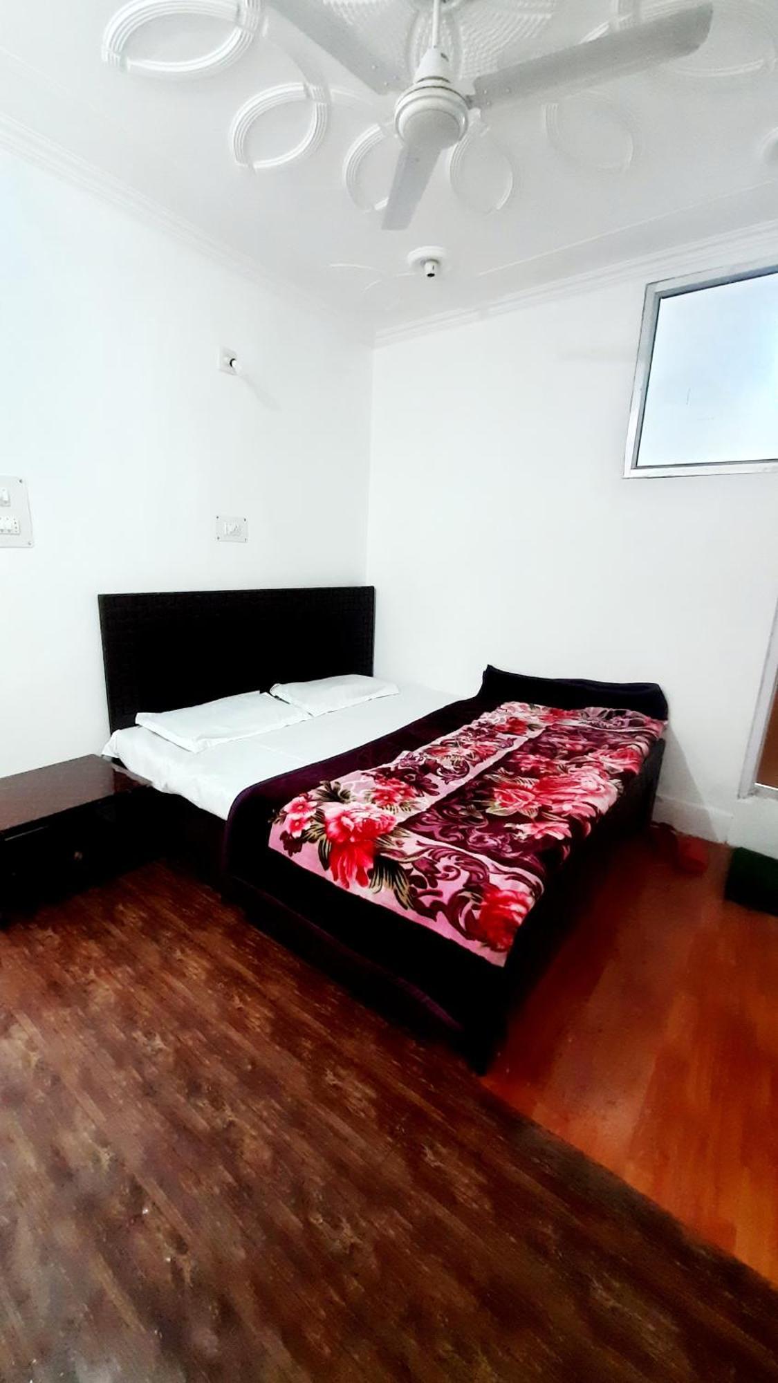 Guest house Shumyla Srinagar (Jammu and Kashmir)