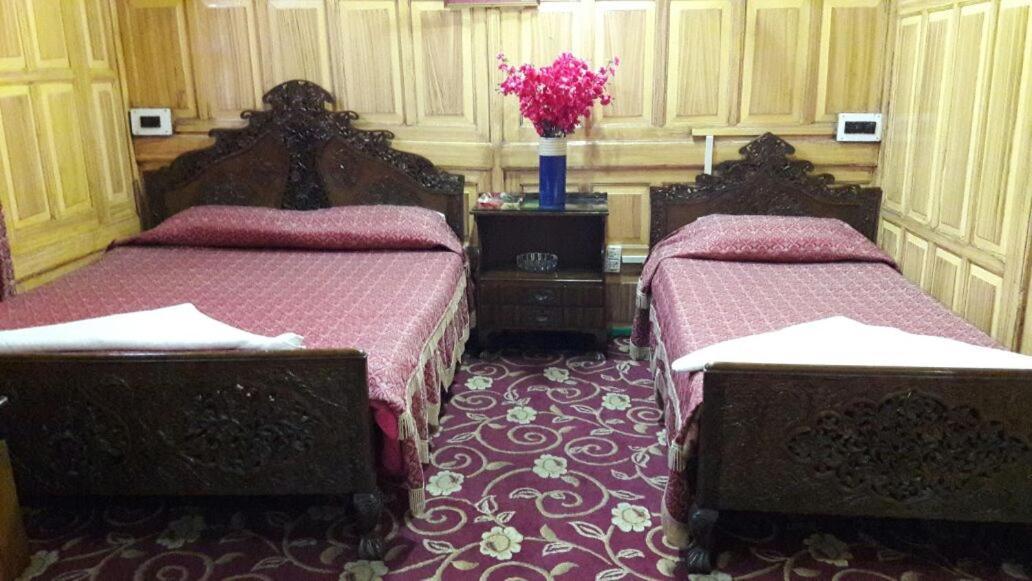 Houseboat Plato Excellence Resort 3*