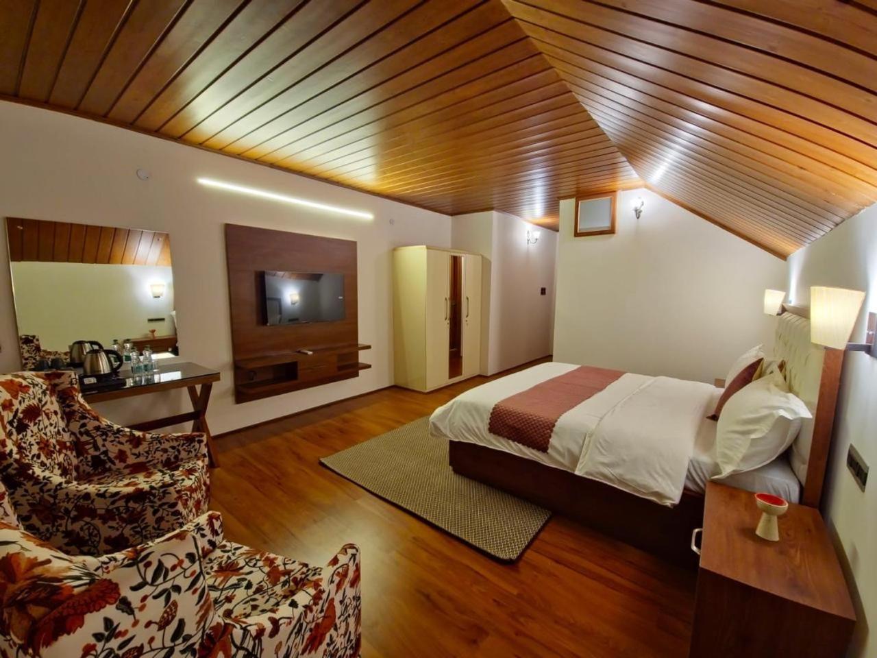The Gardenia7 *