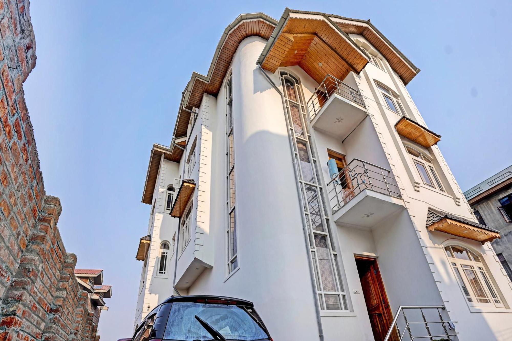 O Lit Srinagar (Jammu and Kashmir)