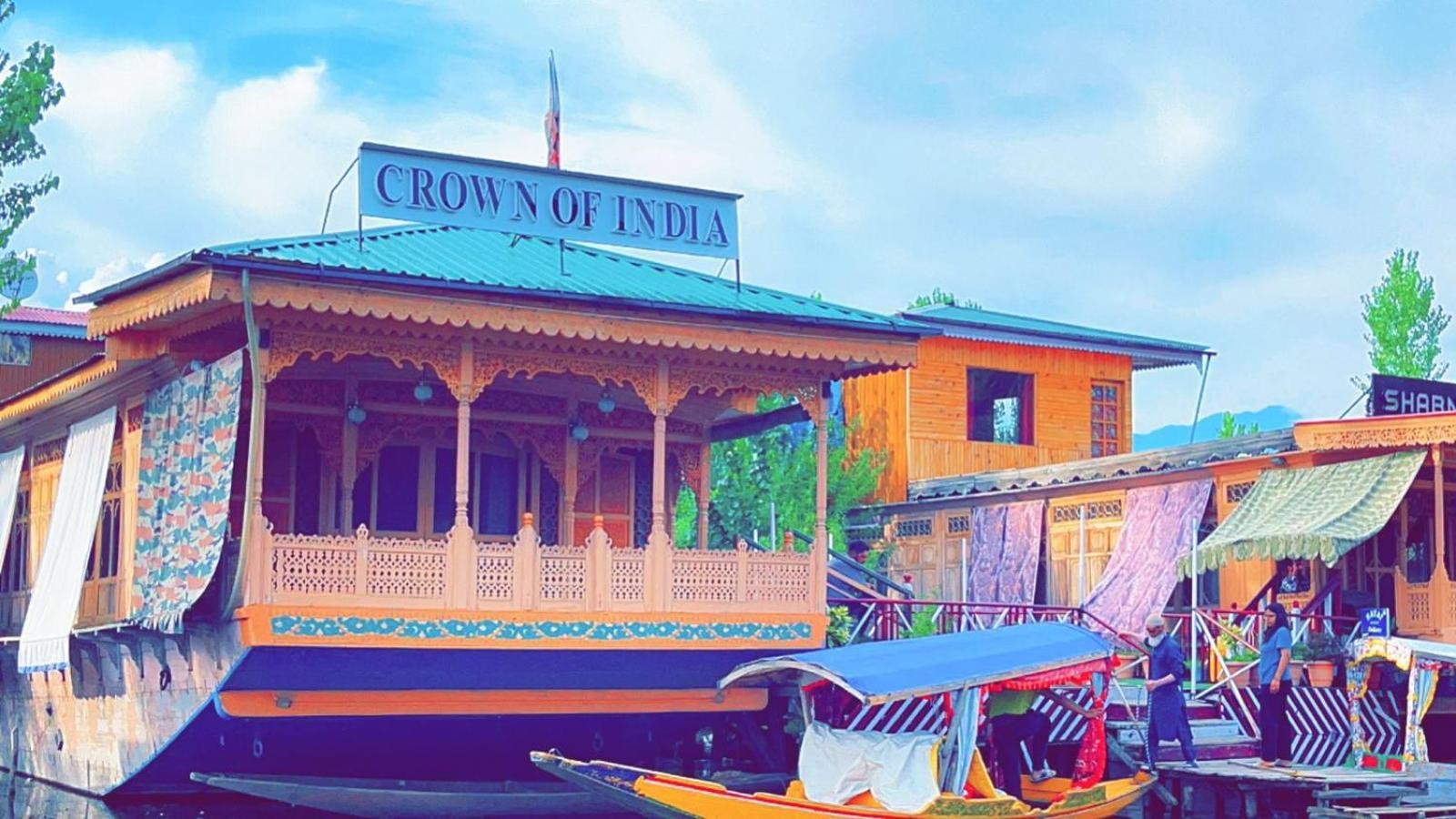 Crown Of India Group Of Houseboats Hotel Srinagar (Jammu and Kashmir)