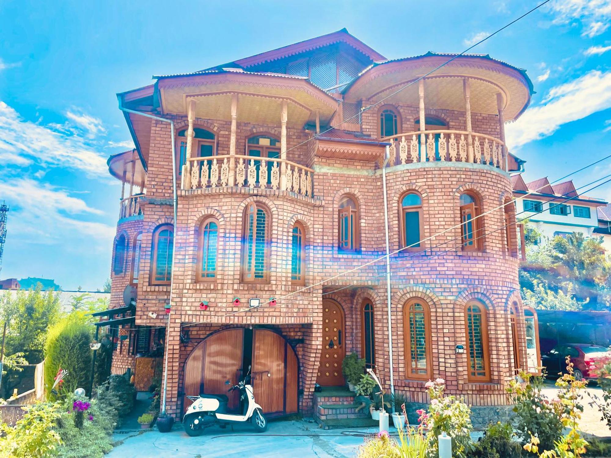 Uasia Homestay